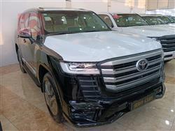 تۆیۆتا لاند کروزەر